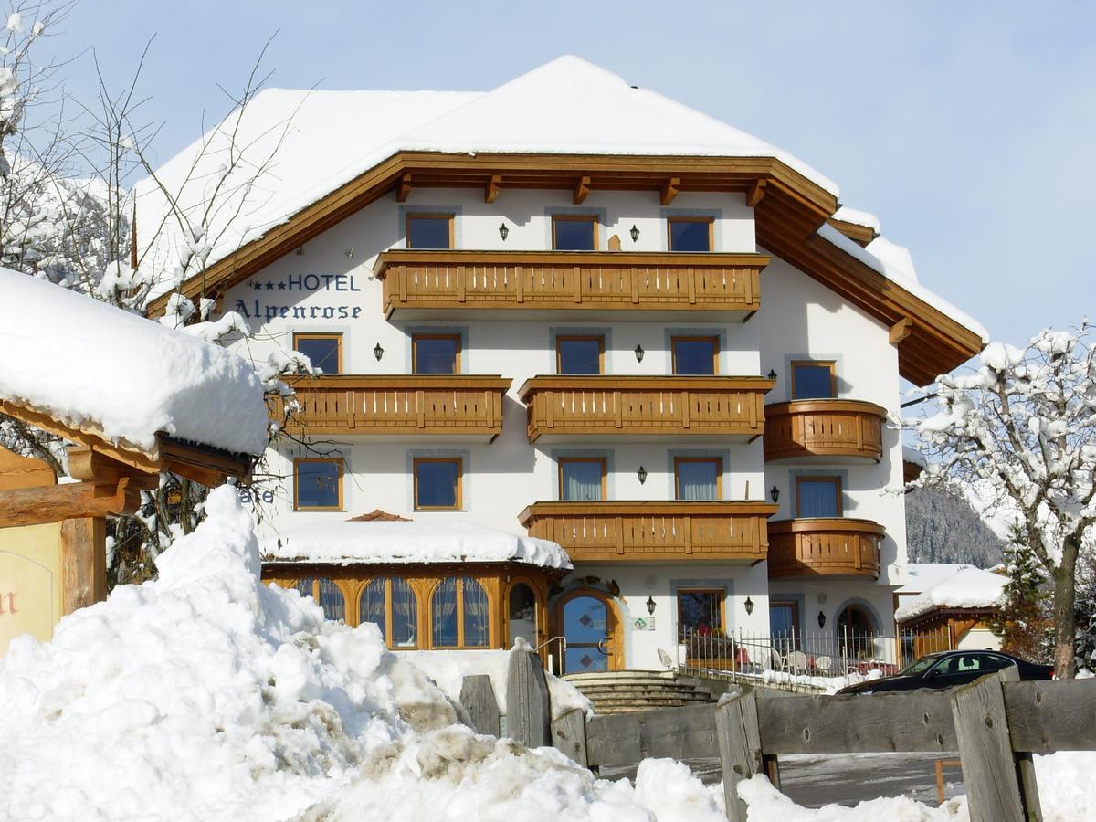B&B Hotel Alpenrose Rooms & Apartments Valles Eksteriør bilde